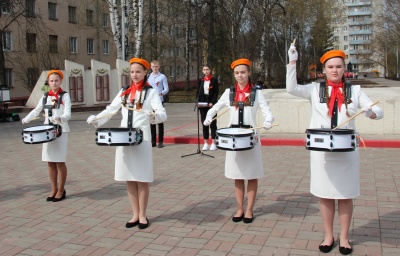 школа 5 барабанщики4.JPG